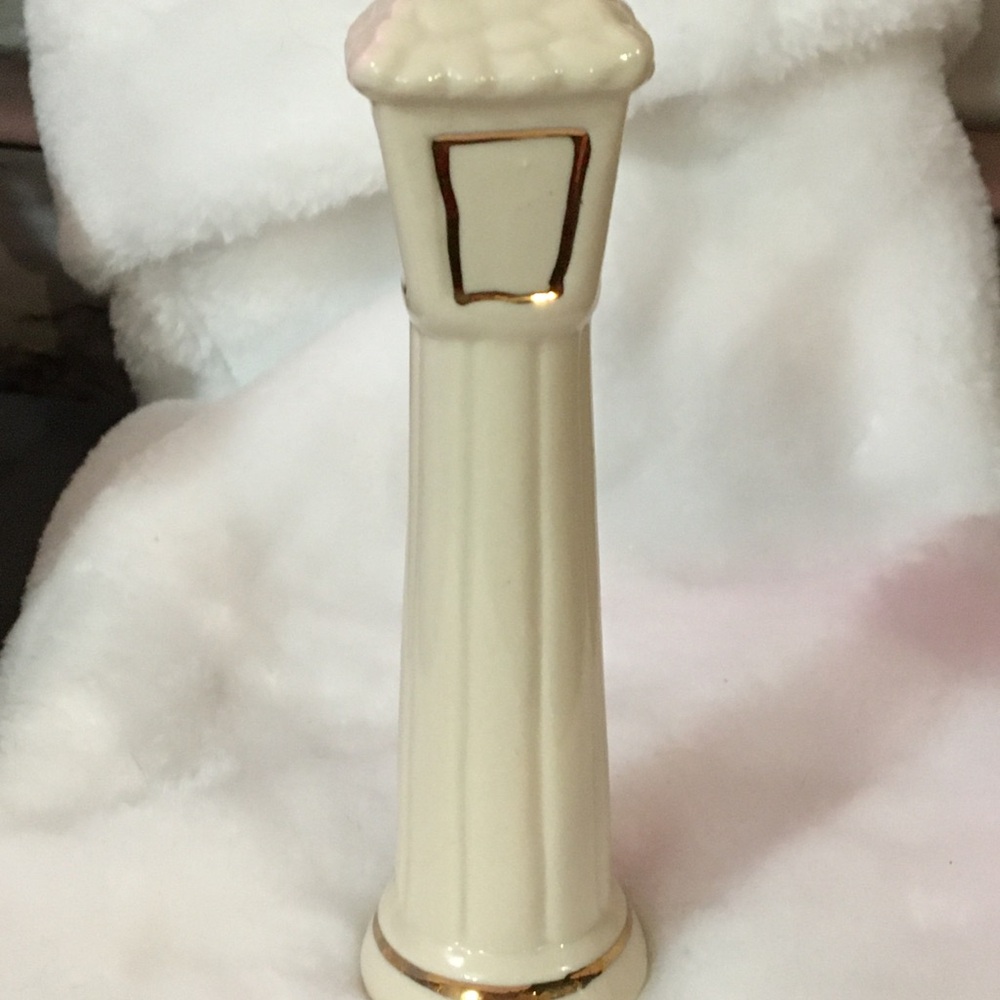Elegant Cream and Gold Village decor